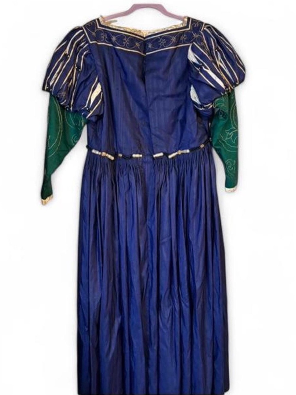 Handmade renaissance reenactment dress - Picture 5 of 9